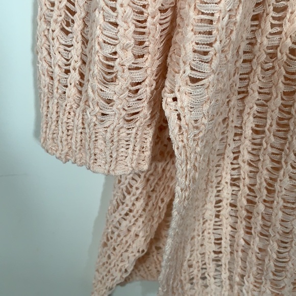 BLUSH PINK CROCHETED LONG SLEEVE TOPS WOMEN SIZE 3X - Picture 3 of 9